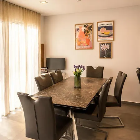 Neru Vodice- Private Heated Pool & Sea View Vodice