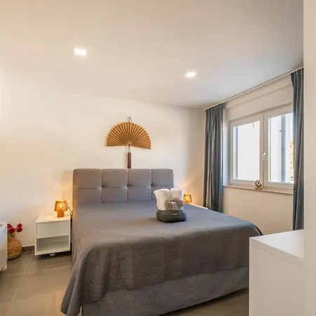 Neru Vodice- Private Heated Pool & Sea View