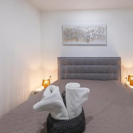 Neru Vodice- Private Heated Pool & Sea View * Vodice